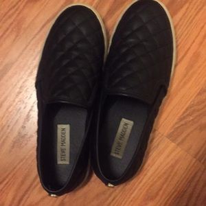 Steve Madden Quilted size 7